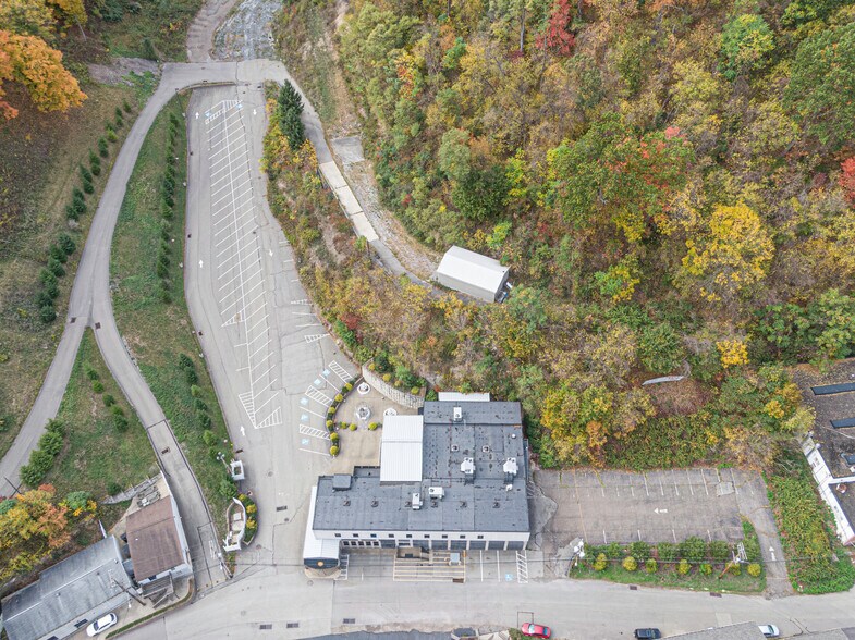More Photos Of 1070 Baknsville Ave, Pittsburgh Lodge Meeting Hall For Sale