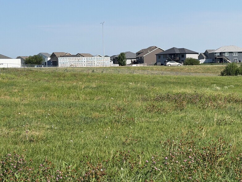 More Photos Of 1900 Fletcher ave, Lincoln Land For Sale