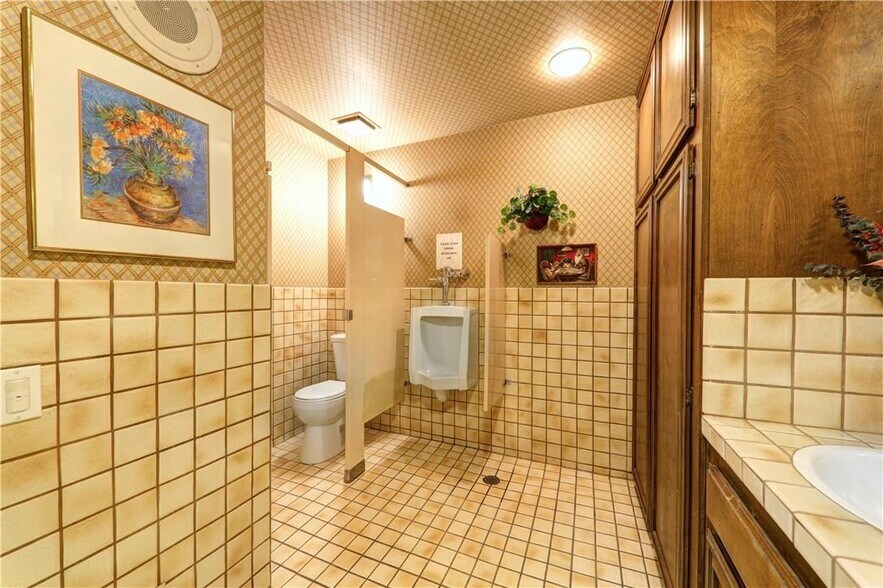 More Photos Of 8350 Florence Ave, Downey Coworking Space