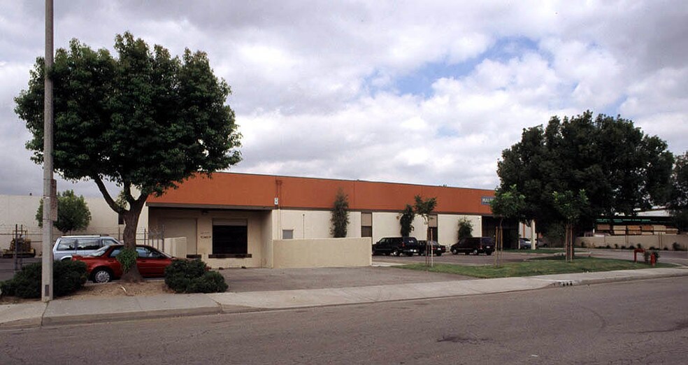 Primary Photo Of 7633 Bequette Ave, Pico Rivera Warehouse For Sale