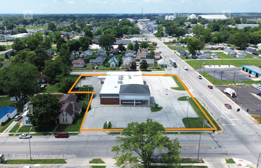 Primary Photo Of 401 E Morgan St, Kokomo Drugstore For Lease