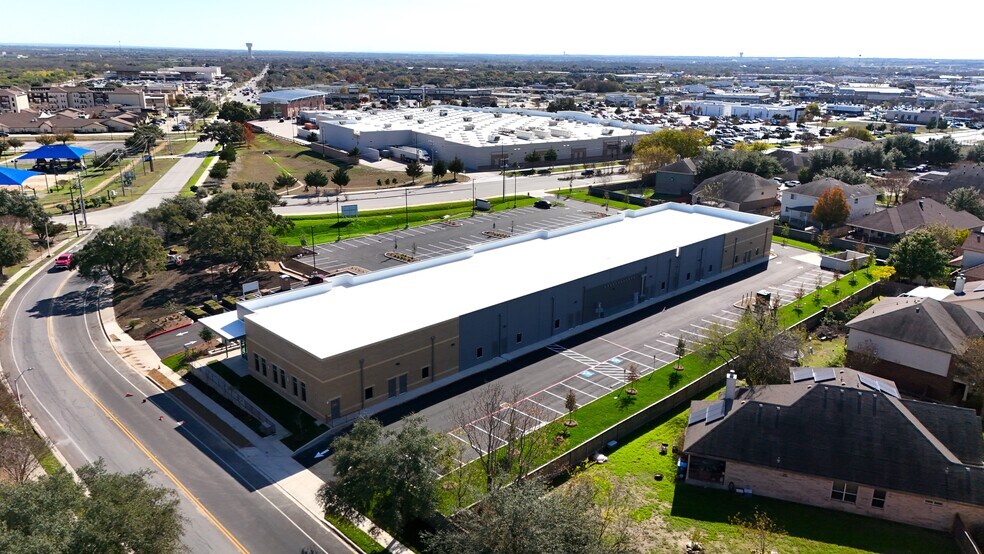 More Photos Of 18 Borgfeld Rd, Cibolo Medical For Lease