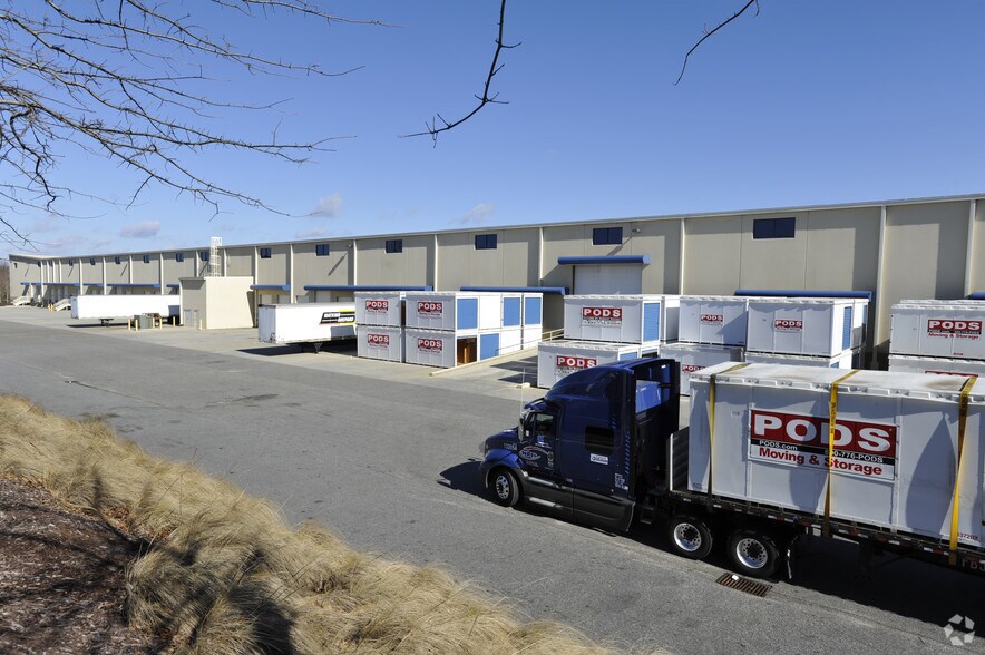 More Photos Of 485 Horizon Dr, Suwanee Warehouse For Lease