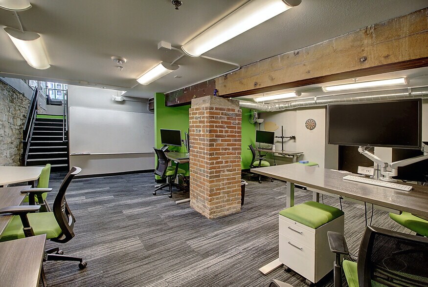 More Photos Of 2401 15th St, Denver Office For Lease