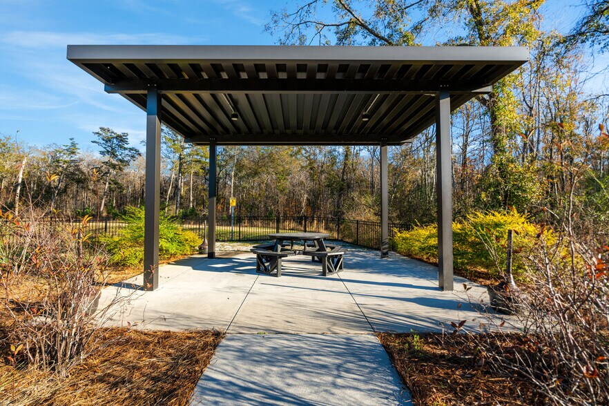 More Photos Of 3450 Ingleside Blvd, North Charleston Office For Lease