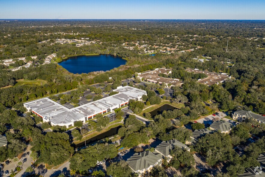 More Photos Of 599 Lake Kathy Dr, Brandon Office For Sale