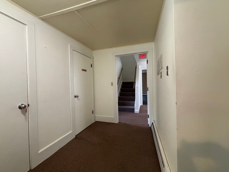 More Photos Of 60 Cottage St, Great Barrington Office For Sale