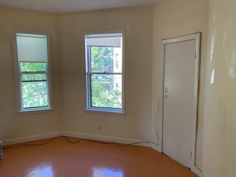 More Photos Of 252-254 Magnolia St, Dorchester Apartments For Sale