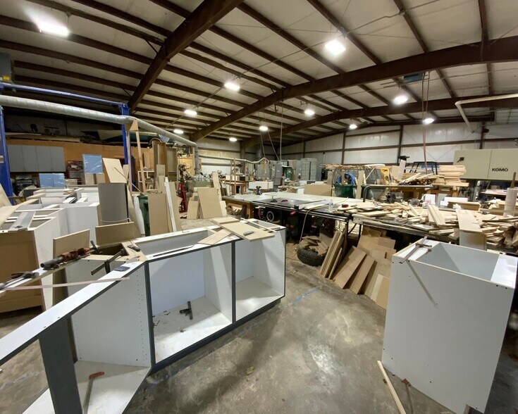 More Photos Of 1174 Mason Cir N, Pevely Manufacturing For Sale