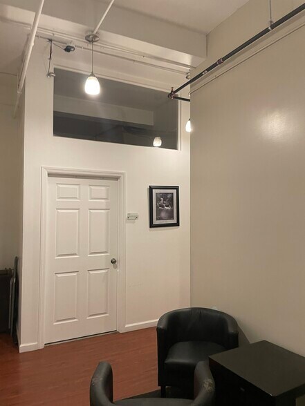 More Photos Of 39 W 29th St, New York Office For Lease