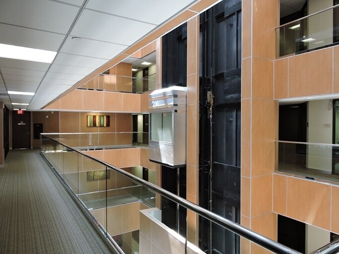 More Photos Of 5821 Southwest Fwy, Houston Office For Lease