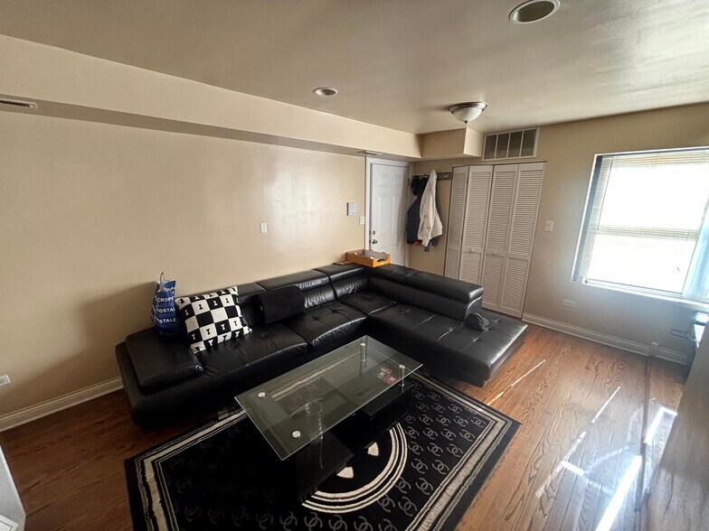 More Photos Of 6135 W Belmont Ave, Chicago Storefront Retail Residential For Sale