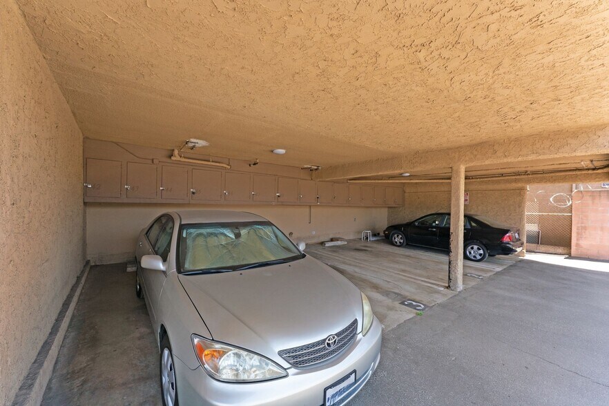 More Photos Of 10625 Petit Ave, Granada Hills Apartments For Sale