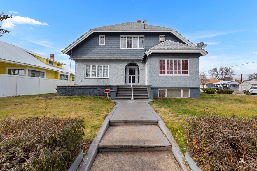 More Photos Of 600 Douglas St, Wenatchee Apartments For Sale