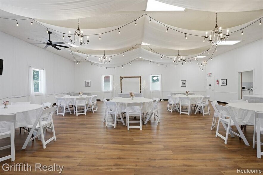 More Photos Of 131 E Main St, Vernon Religious Facility For Sale