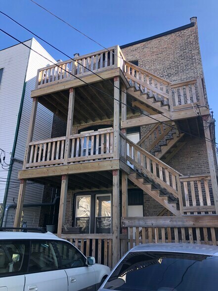 More Photos Of 904 N California Ave, Chicago General Retail For Sale