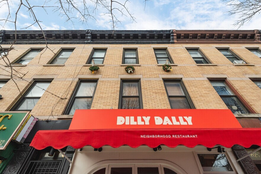 More Photos Of 626 Vanderbilt Ave, Brooklyn Apartments For Sale