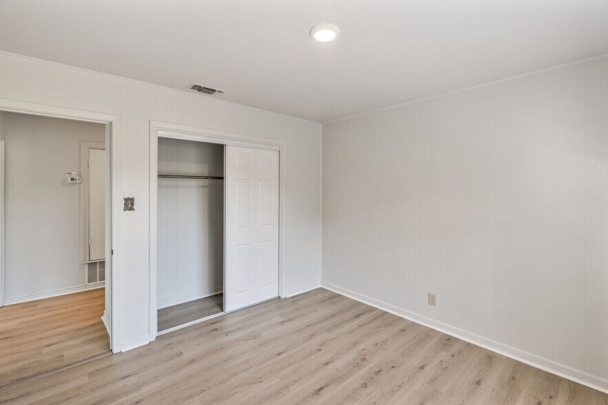 More Photos Of 1031 Talley Rd, San Antonio Office For Sale