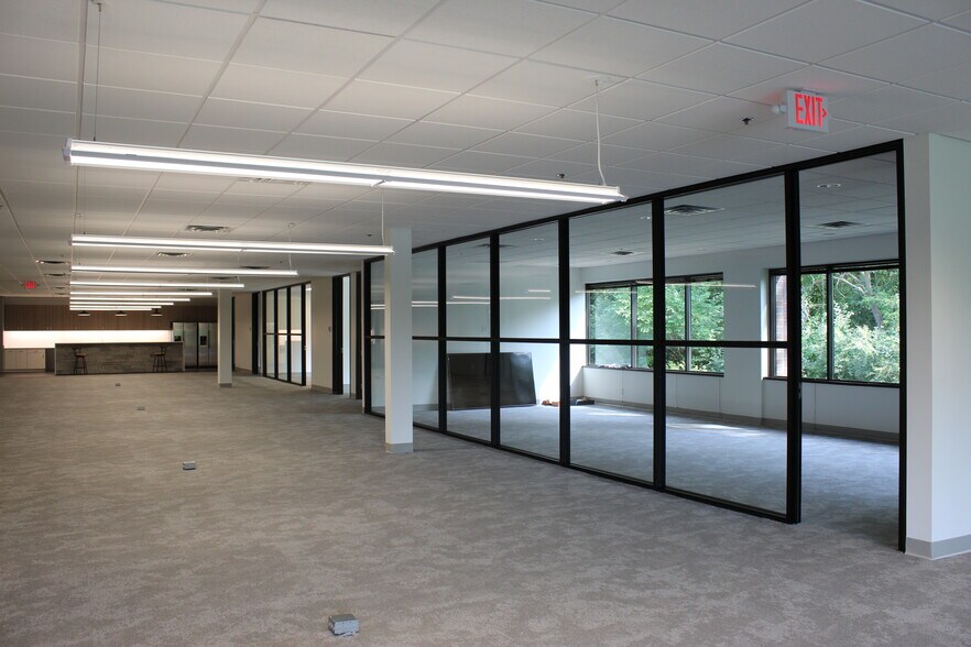 More Photos Of 12400 Portland Ave, Burnsville Office Residential For Lease