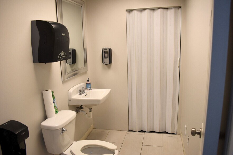 More Photos Of 74 Carroll St, Binghamton Apartments For Sale