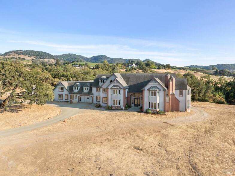 More Photos Of 5151 Wild Horse Valley Rd, Napa Apartments For Sale