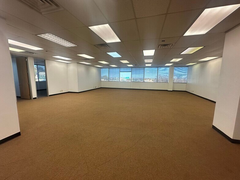 More Photos Of 4100 NW Loop 410, San Antonio Office For Lease