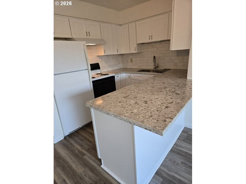 More Photos Of 1607 NE 26th Ave, Portland Apartments For Sale