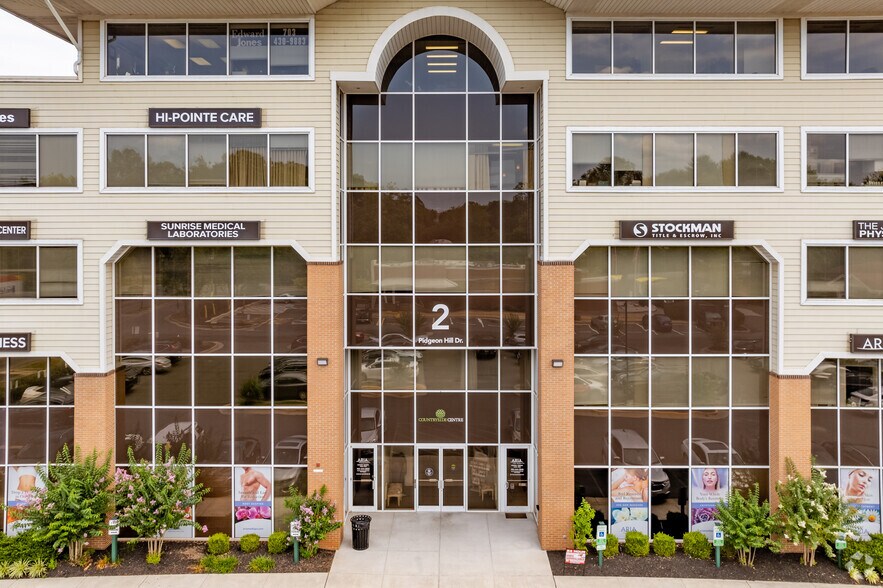 More Photos Of 2 Pidgeon Hill Dr, Sterling Office For Lease