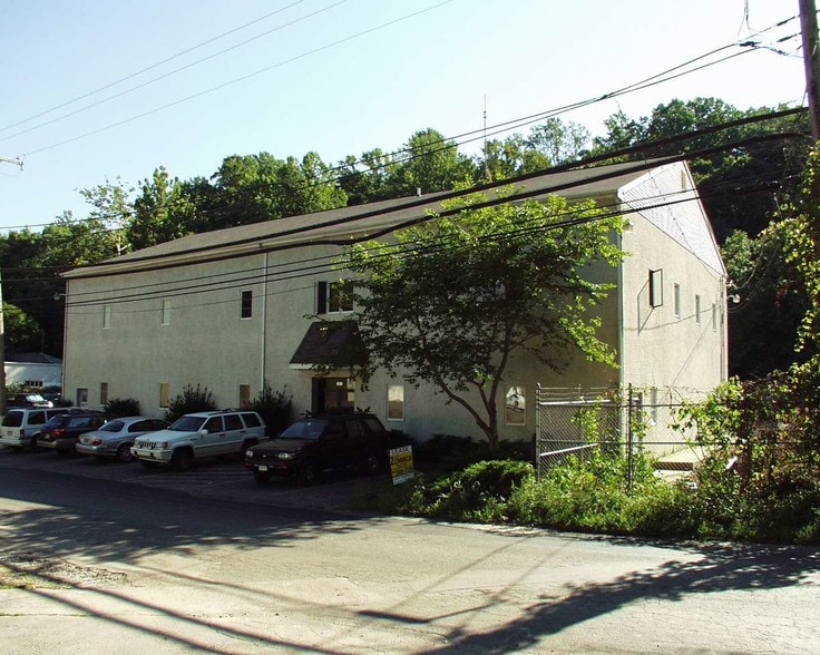 Primary Photo Of 630 S Ridley Creek Rd, Media Loft Creative Space For Lease