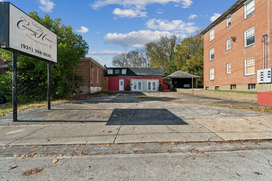 More Photos Of 705 Dunnington St, Columbia Freestanding For Sale