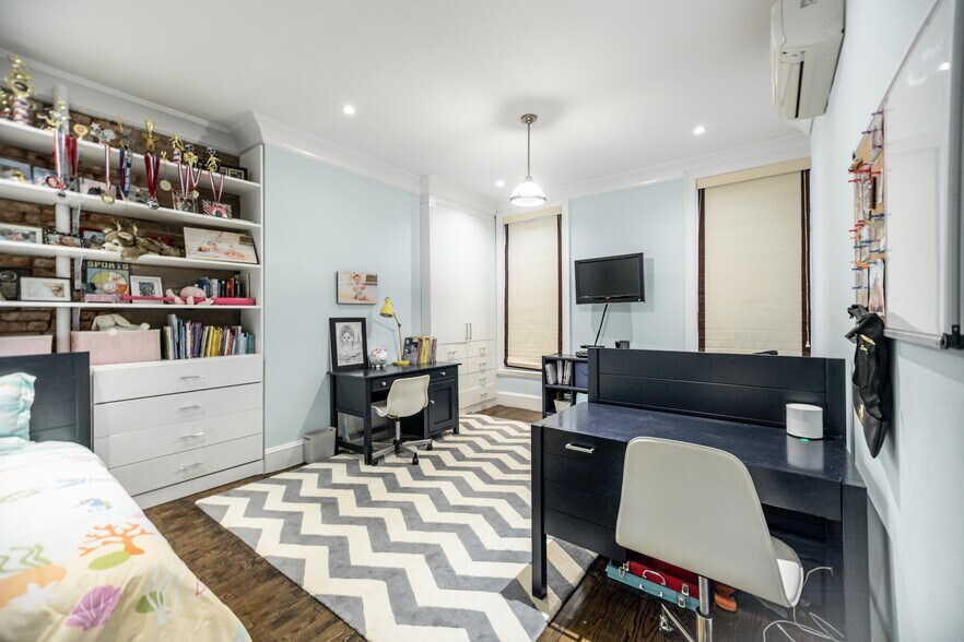 More Photos Of 248 E 32nd St, New York Apartments For Sale