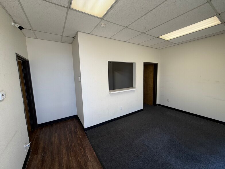 More Photos Of 11419 White Rock Rd, Rancho Cordova Warehouse For Lease