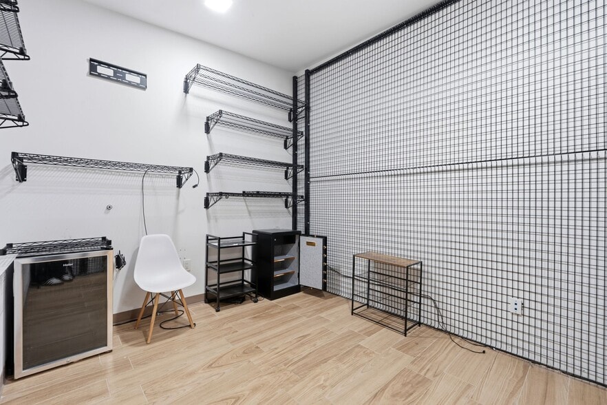 More Photos Of 36 Congress St, Jersey City General Retail For Sale