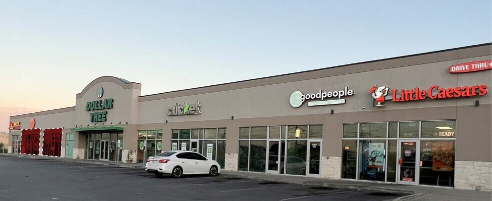 More Photos Of 1725 Ruben M. Torres Blvd, Brownsville General Retail For Lease