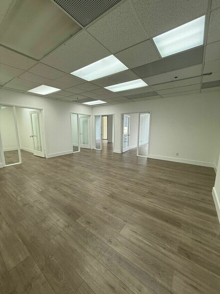 More Photos Of 150 SE 2nd Ave, Miami Office Residential For Sale