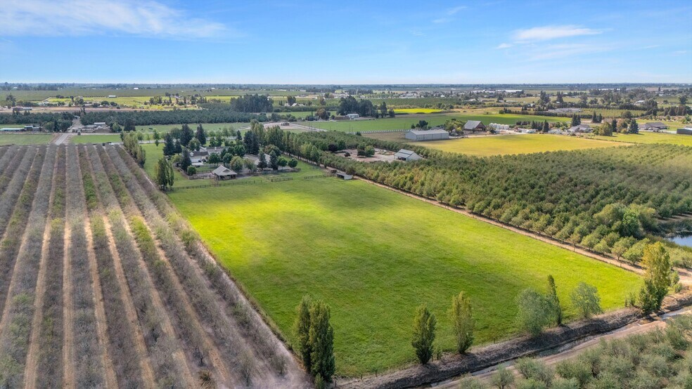 More Photos Of 30999 Grooms Rd, Oakdale Land For Sale