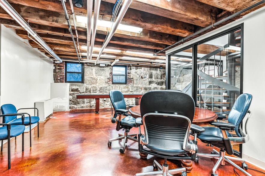 More Photos Of 28 Atlantic Ave, Boston Apartments For Lease