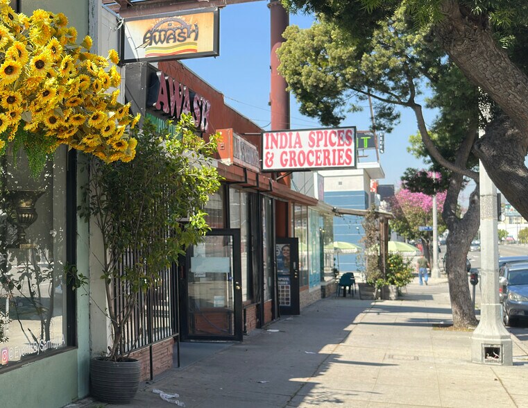 More Photos Of 5990 1/2 W Pico Blvd, Los Angeles Storefront For Lease
