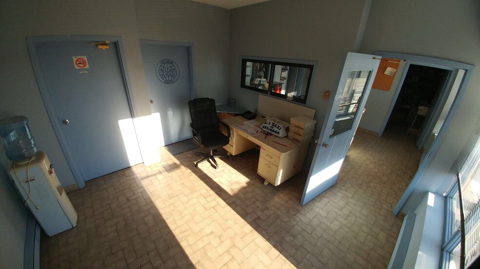 More Photos Of 116 Orenda Rd, Brampton Warehouse For Sale