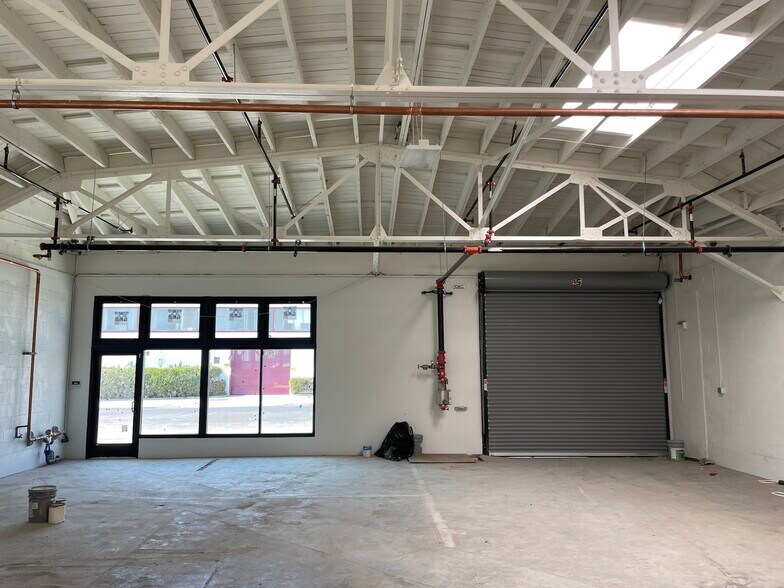 More Photos Of 1475 67th St, Emeryville Warehouse For Lease