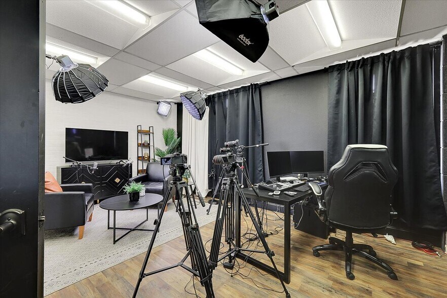 More Photos Of 423 4th St, Marysville Office For Sale