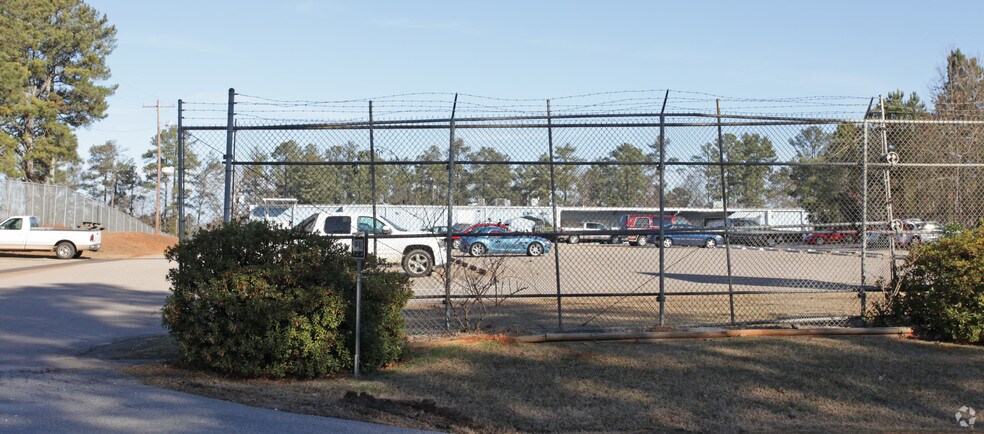 More Photos Of 267 Columbia Ave, Chapin Manufacturing For Lease