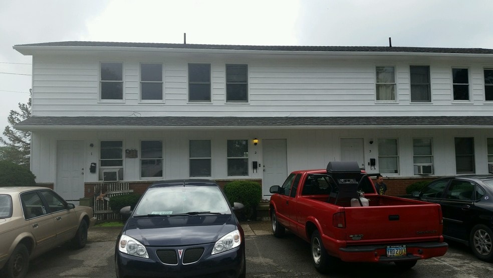 More Photos Of 3 Janes St, Jeffersonville Multifamily For Sale