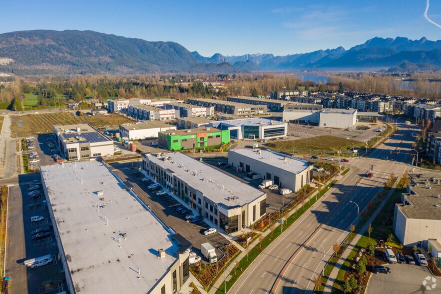 More Photos Of 580 Nicola Ave, Port Coquitlam Warehouse For Lease