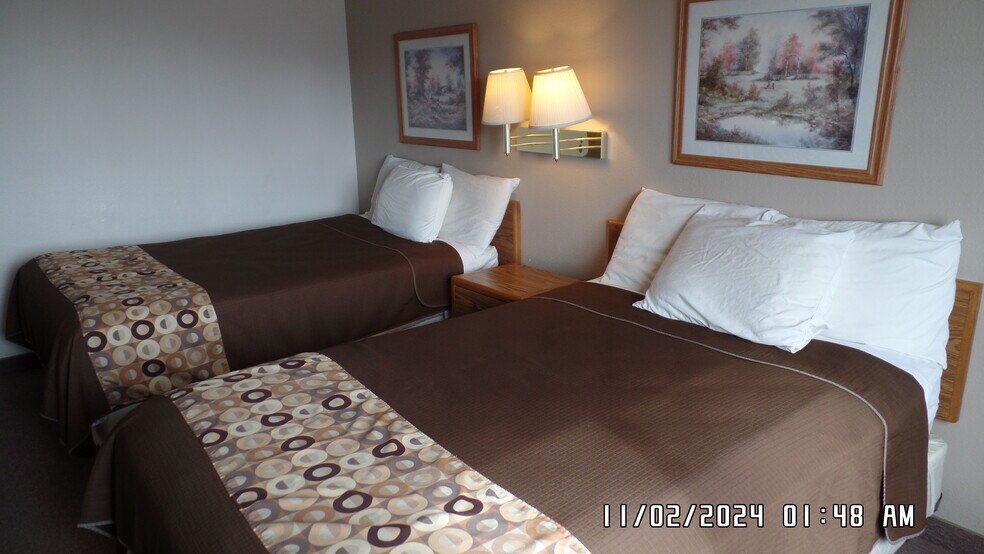 More Photos Of 2100 Fay St, Burlington Hotel For Sale