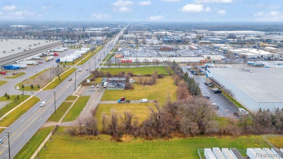 More Photos Of 24500 Dequindre Rd, Warren Garden Center For Sale
