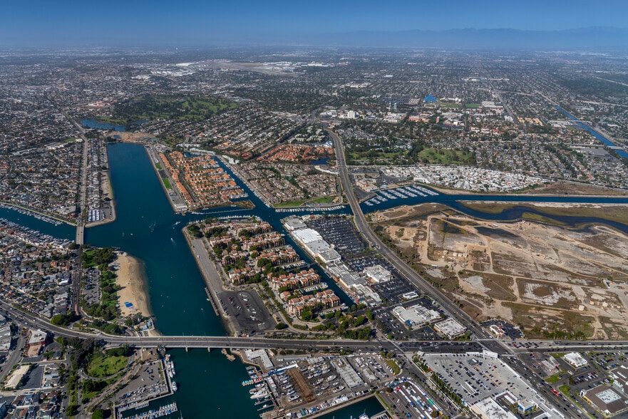 More Photos Of 6270-6378 E Pacific Coast Hwy, Long Beach Unknown For Lease