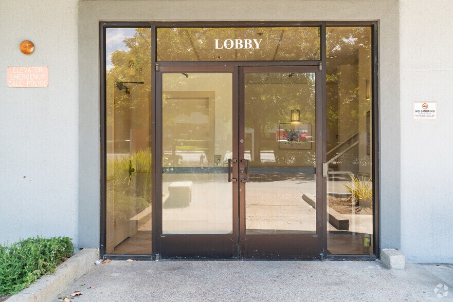 More Photos Of 1401 Parkmoor Ave, San Jose Office For Lease