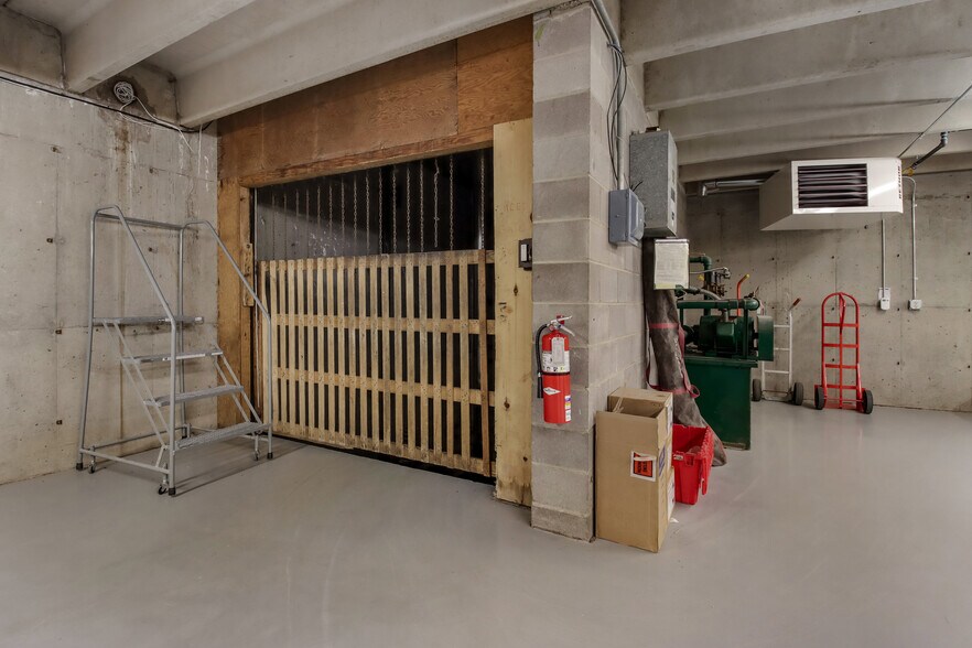 More Photos Of 1124 Hammond Ave, Rice Lake Freestanding For Lease