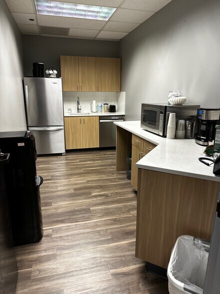 More Photos Of 1873 S Bellaire St, Denver Coworking Space